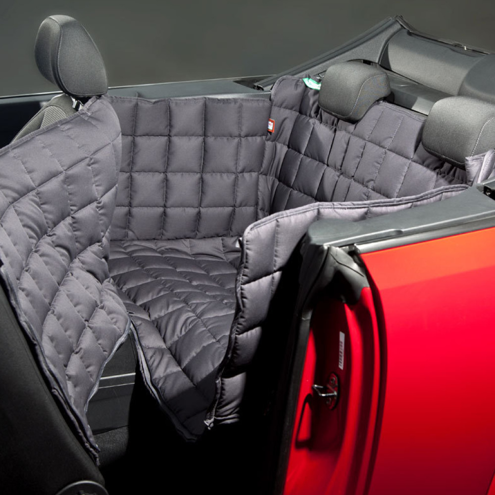 Convertible car seat outlet blanket